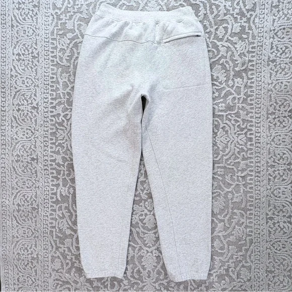 Lululemon Steady State Classic Fit 28” Jogger - Unisex - Picture 9 of 16
